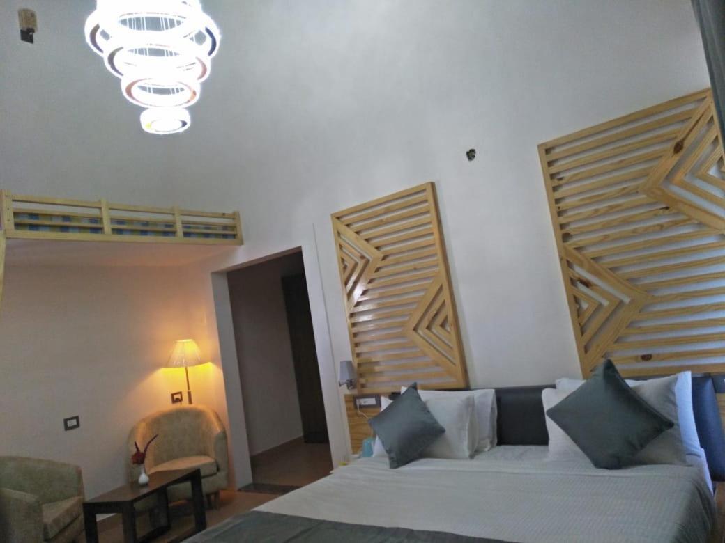 Clarks Exotica Resort Ramgarh Mukteshwar Exterior photo