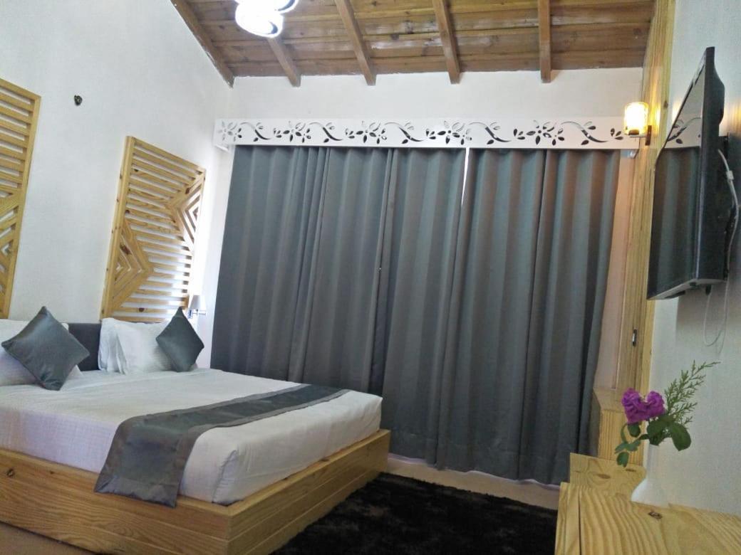 Clarks Exotica Resort Ramgarh Mukteshwar Exterior photo