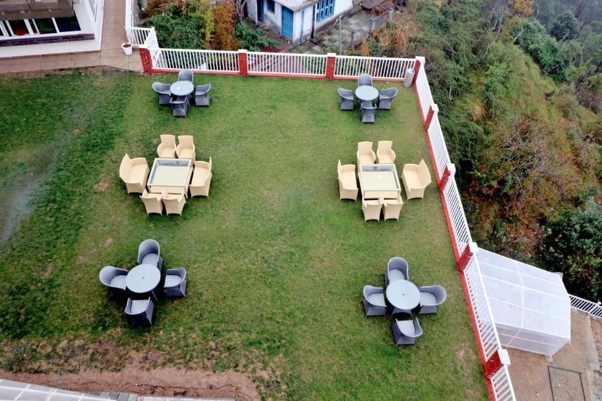 Clarks Exotica Resort Ramgarh Mukteshwar Exterior photo