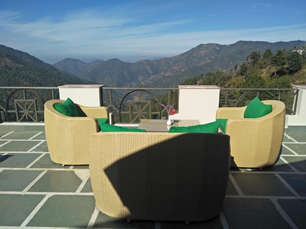 Clarks Exotica Resort Ramgarh Mukteshwar Exterior photo