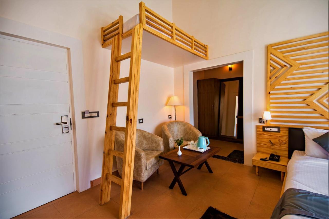 Clarks Exotica Resort Ramgarh Mukteshwar Exterior photo